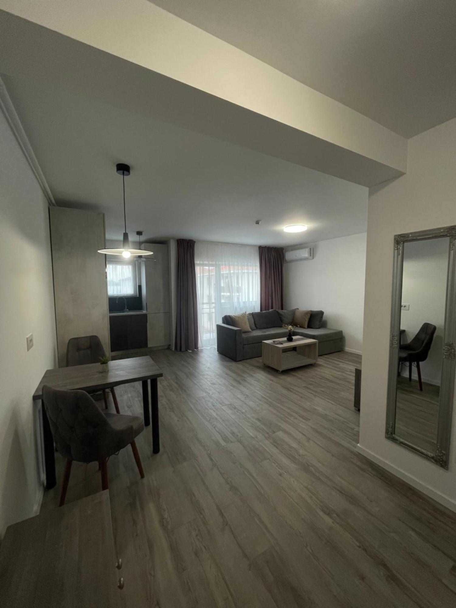 Comfort & Luxury Apartaments Pnmresidence تيميشورا المظهر الخارجي الصورة