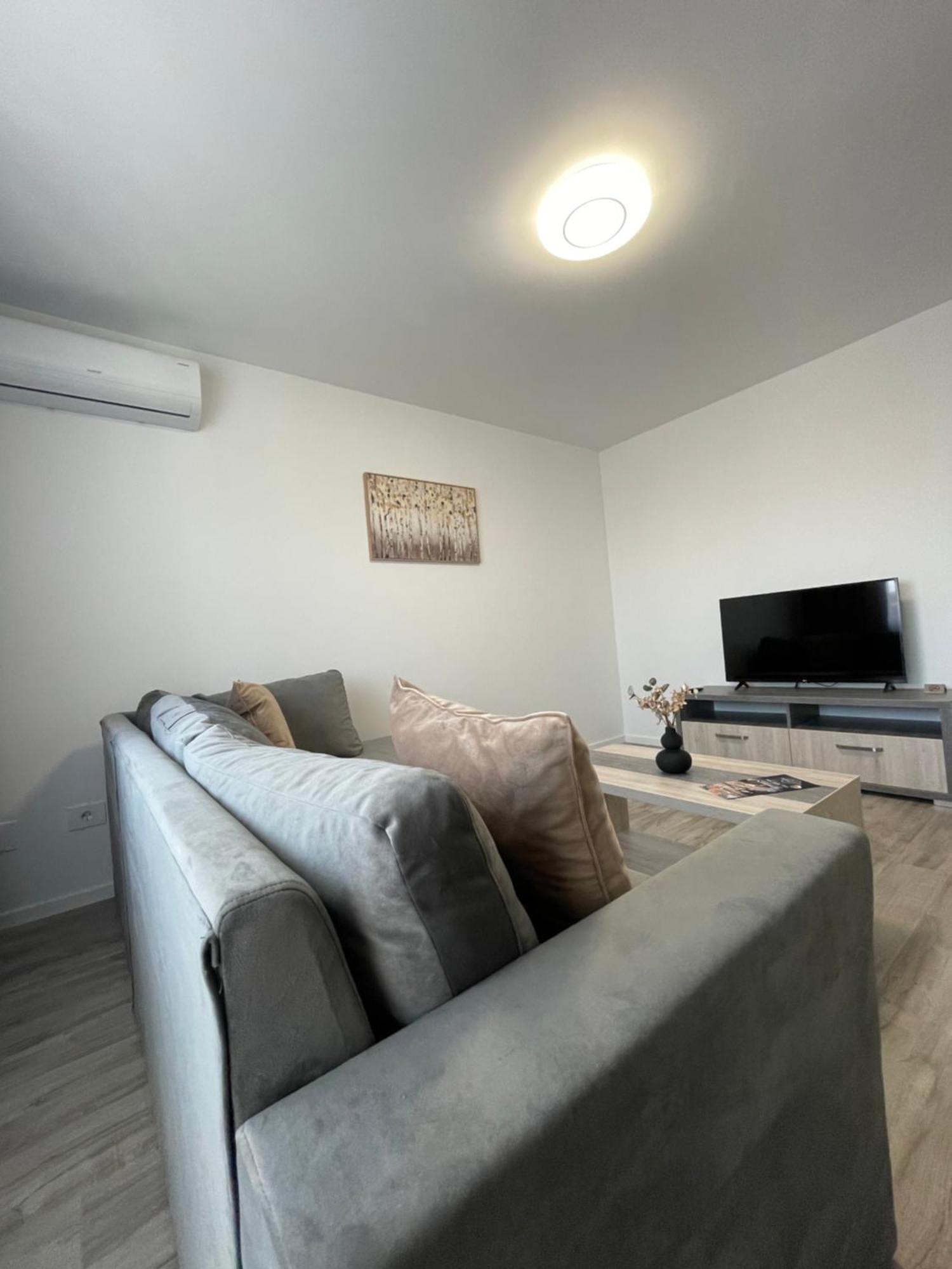 Comfort & Luxury Apartaments Pnmresidence تيميشورا المظهر الخارجي الصورة