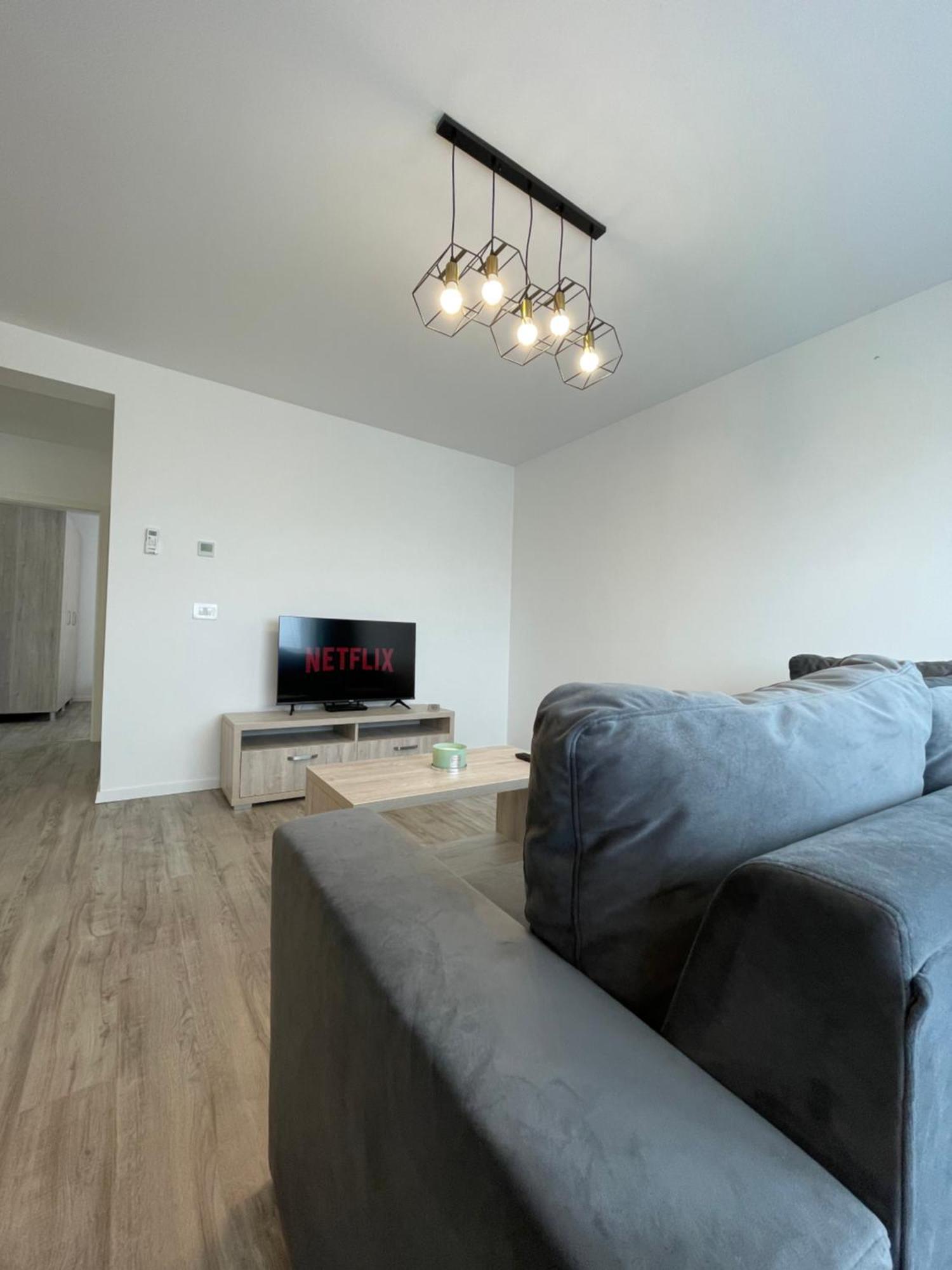 Comfort & Luxury Apartaments Pnmresidence تيميشورا المظهر الخارجي الصورة